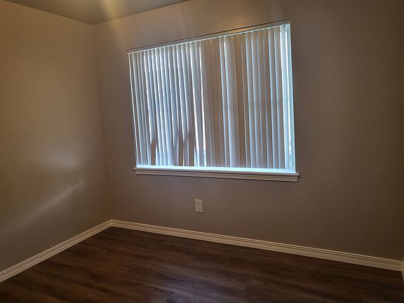 5th image of 2610 Oshaughnessy St