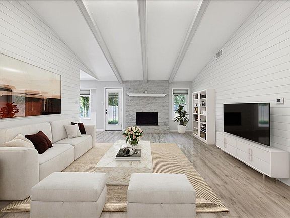 5th image of 7302 Meadowood Dr