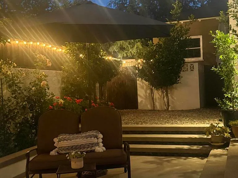 2030 N Altadena Dr — Photo 56
