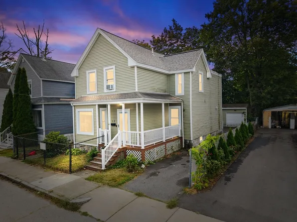 17 Oakland St, Lowell, MA 01851