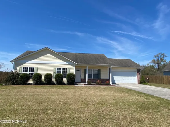 125 Hardin Dr, Maysville, NC 28555