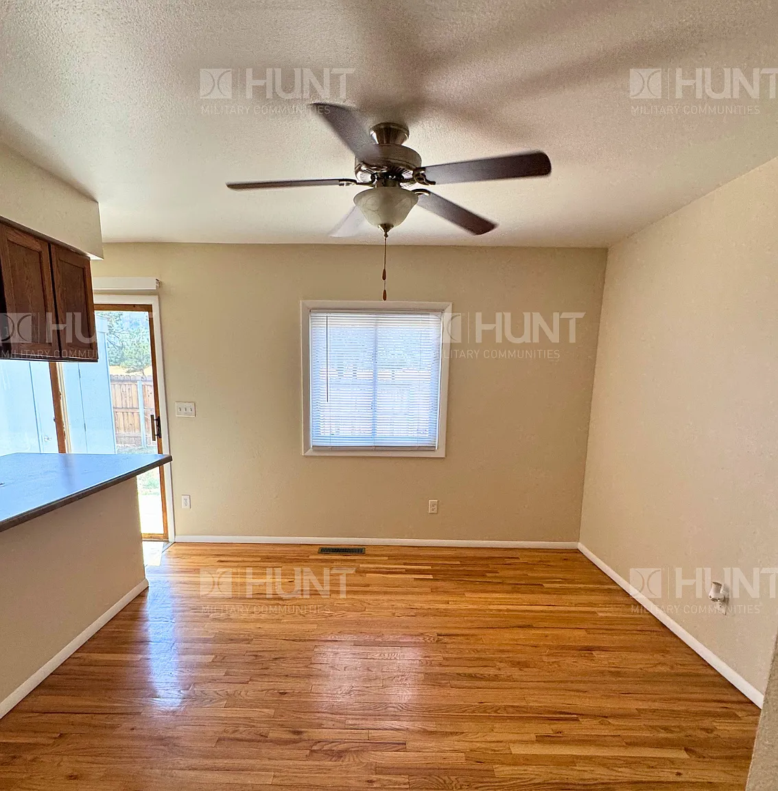 3 bed, 1234 sqft, $2,225 — Photo 2