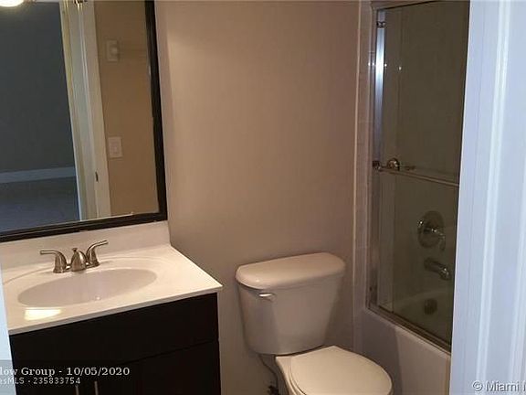 5th image of 4785 SW 62nd Ave