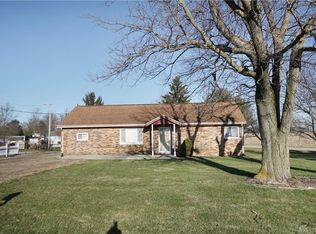 6909 Prairie Rd, Sabina, OH 45169