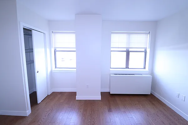 Rented by A&E Real Estate Management | media 10