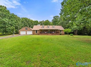 17986 County Road 33, Fackler, AL 35746