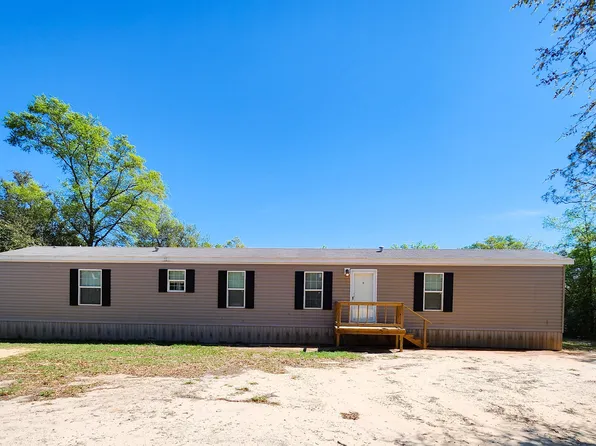 1036 Sorrento Ave, Alford, FL 32420