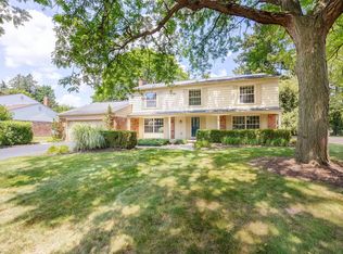 30830 Lincolnshire St E, Franklin, MI 48025