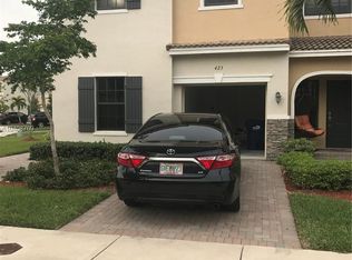425 NE 194th Ter #A425, Miami, FL 33179