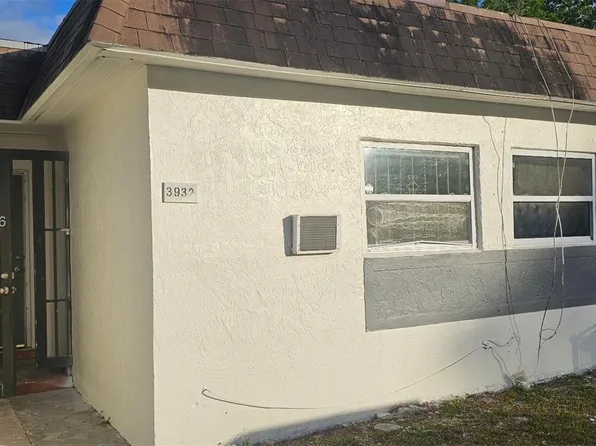 3932 NW 207th St, Miami Gardens, FL 33055