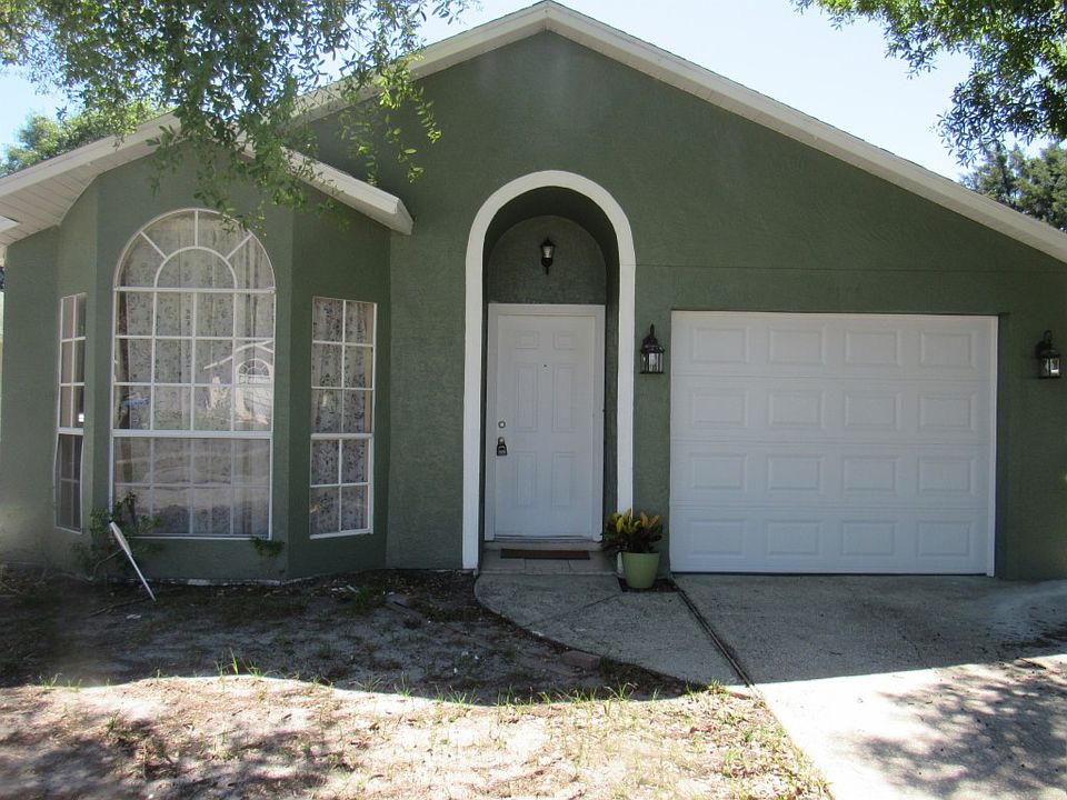 1st image of 7175 Edgewater Shores Ct