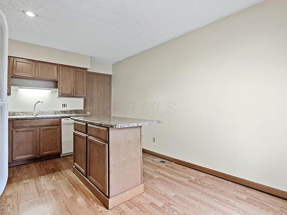 5th image of 5308 Trillium Ct