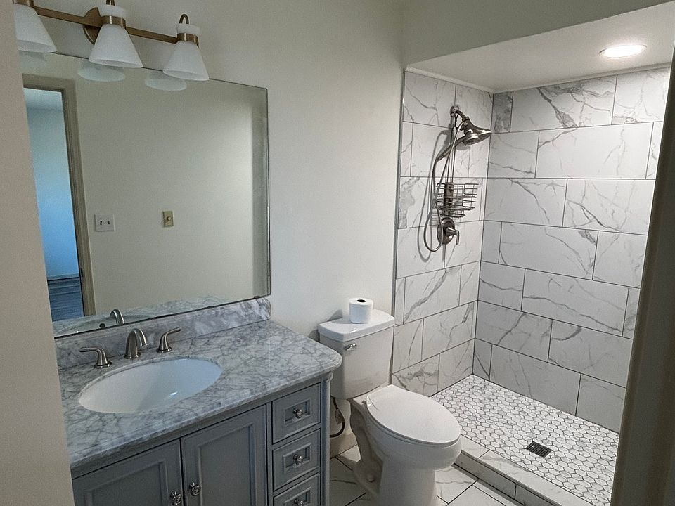 1st image of 25555 S Greenway Dr