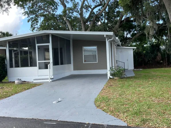 33 Las Palmas Dr #80, Edgewater, FL 32132