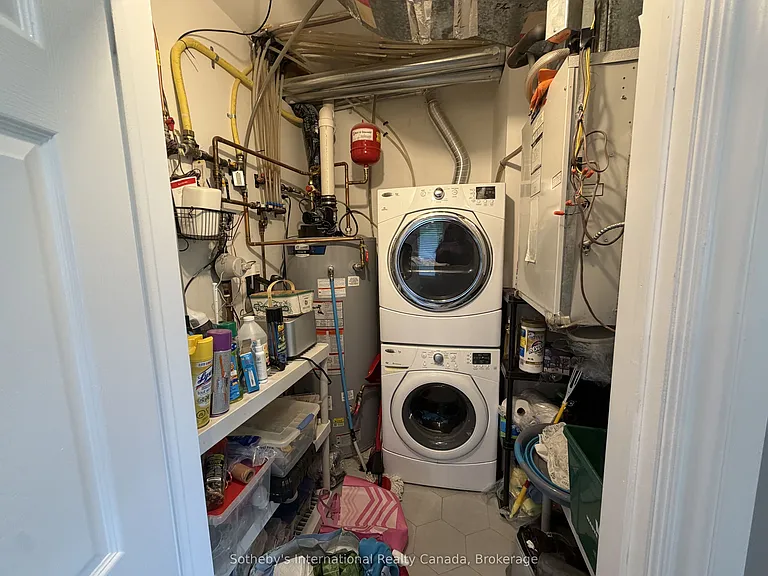 658 Johnston Park Ave — Photo 22