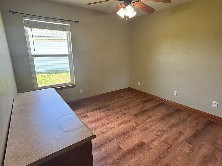 4701 Deerfield Dr — Photo 13