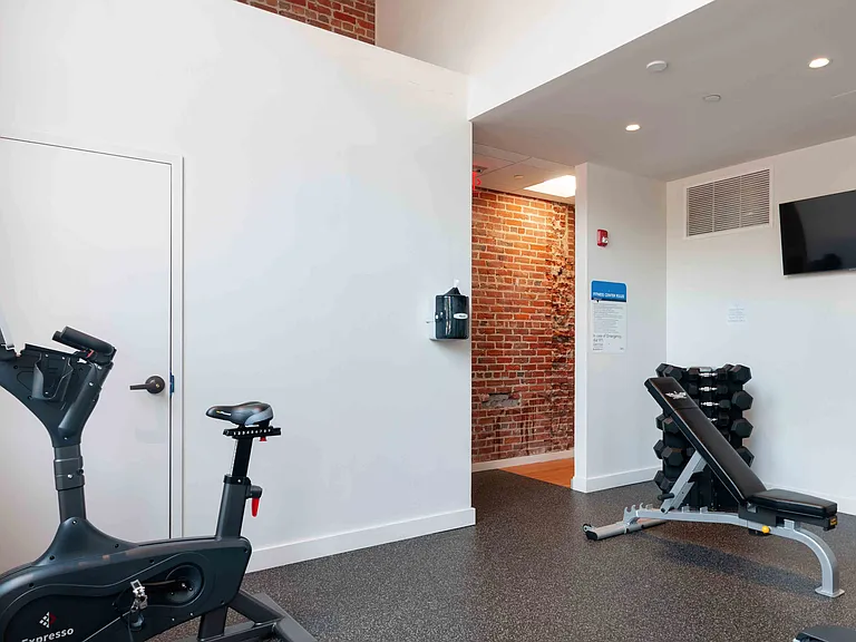 Logan Lofts — Photo 17