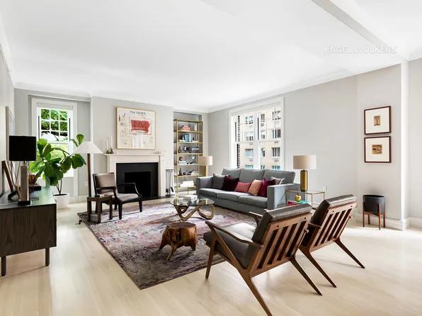 150 East 72nd Street image 1 of 13
