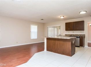 1209 Primrose Ln, Wellington, FL 33414