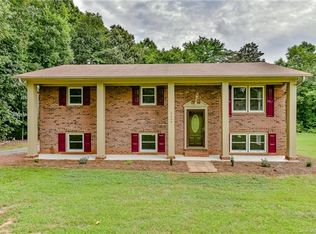 3000 Startown Rd, Newton, NC 28658