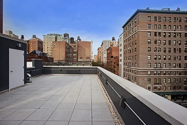 Rented by REAL New York | media 3