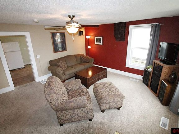 2nd image of 307 E 2nd St