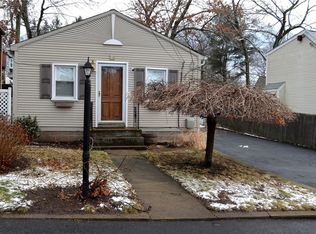 22 Elton St, Coventry, RI 02816