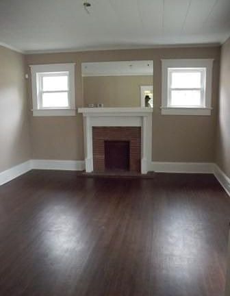 LR with oak hardwood floors