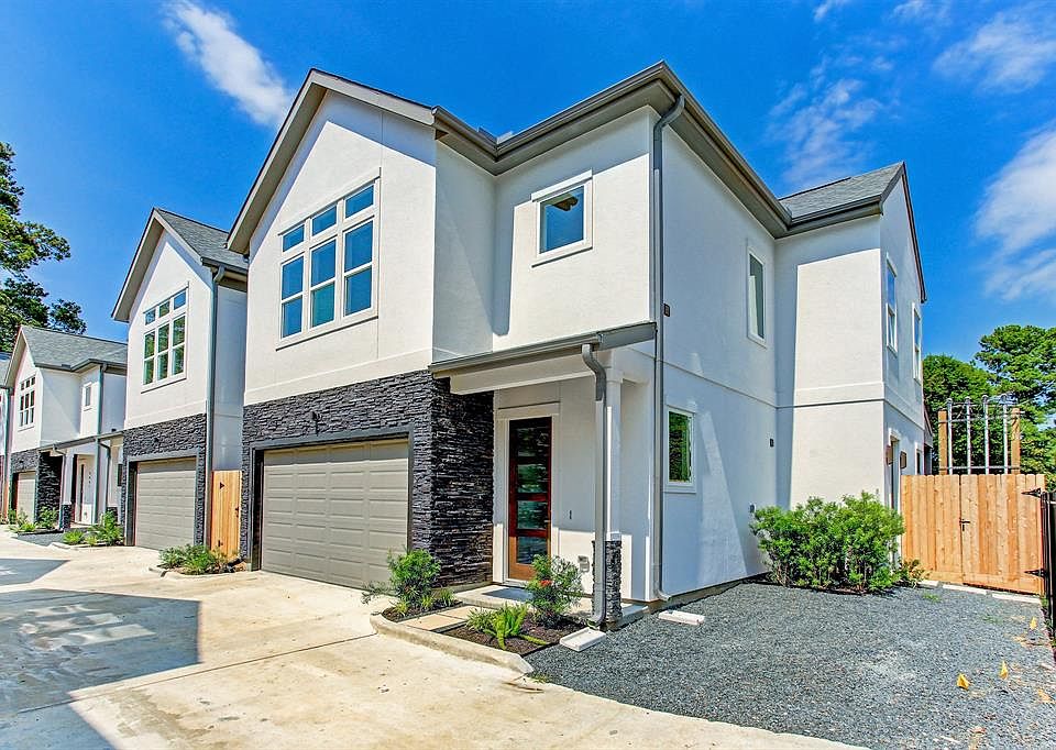 1st image of 808 Woodcrest Dr #D