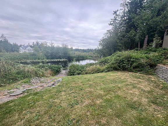 5th image of 1793 Lake Dr