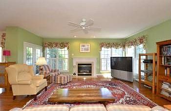 4th image of 2152 Bonaventure Dr