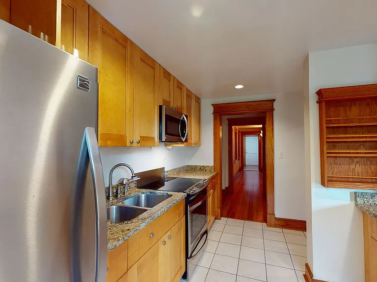 1915 E Market St #3 — Photo 5