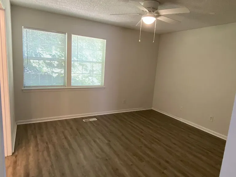 3122 Periwinkle Ct — Photo 10