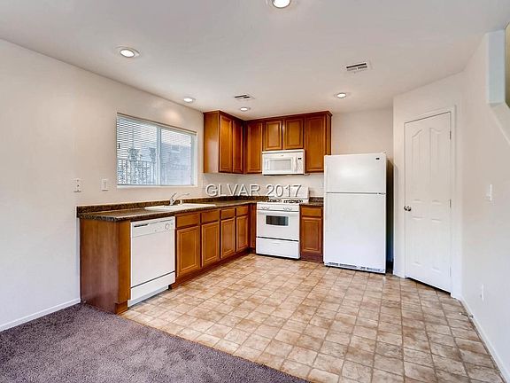 4th image of 616 Primrose Hill Ave