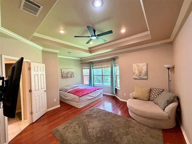 2704 Dagama Ct — Photo 11