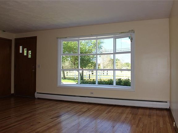 LIVING ROOM - Sparkling hardwoods and a fabulous view!!!