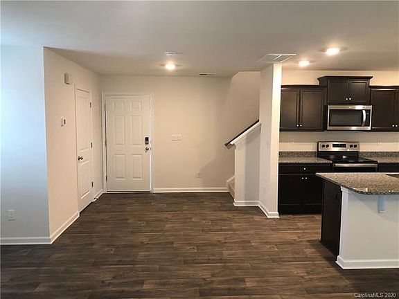 3rd image of 3068 Green Apple Dr #148