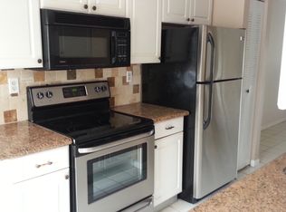 9762 Shadow Wood Blvd, Coral Springs, FL 33071
