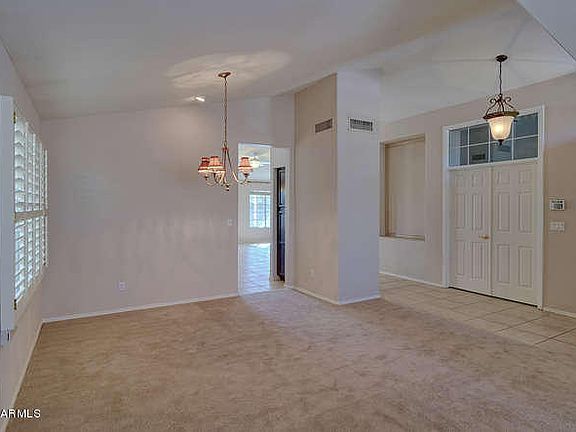 5th image of 11161 E Poinsettia Dr