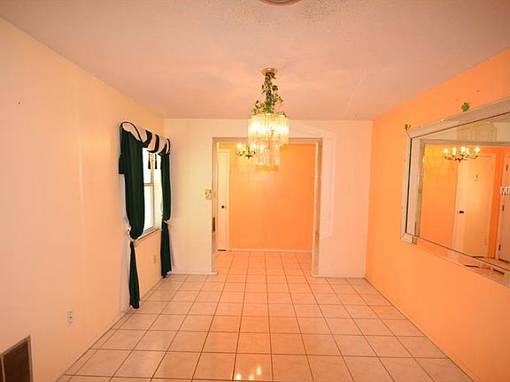 5th image of 10651 Jane Eyre Dr