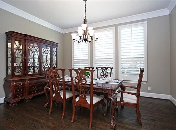 4th image of 7403 Shackelford Dr