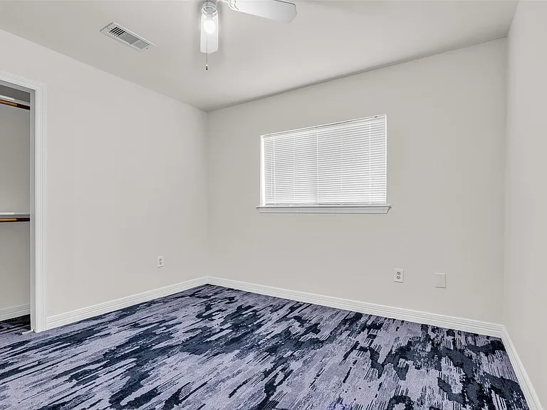 809 Brooks St — Photo 16