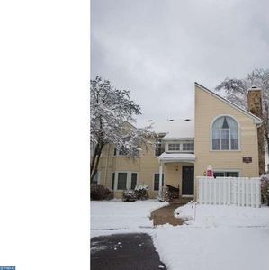 2 Dennis Ct, Hightstown, NJ, 08520