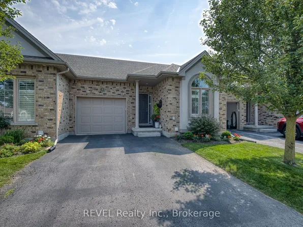 4399 Montrose Rd #3, Niagara Falls, ON L2H 1K1