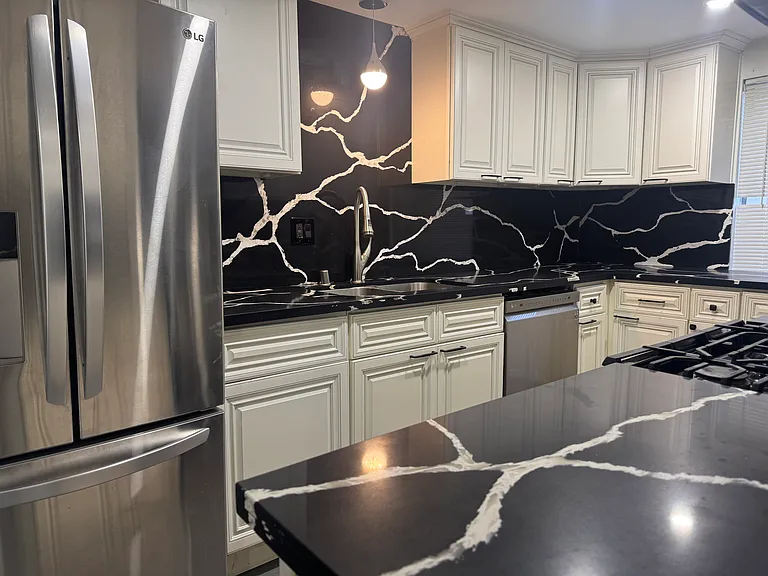 807 N Alfred St #2 — Photo 18