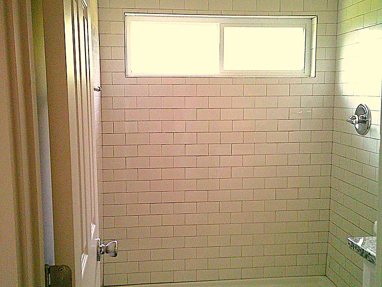 1603 W 22nd Ter — Photo 12