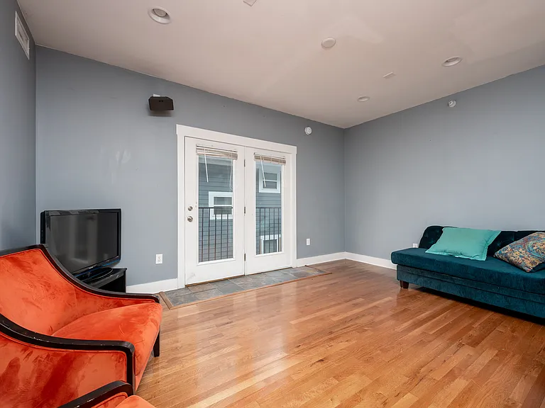703 N Walnut St #1 — Photo 10