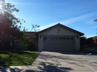 22085 Country Hills Dr, Wildomar, CA 92595