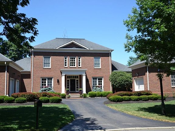 2nd image of 4121 Belmont Pl