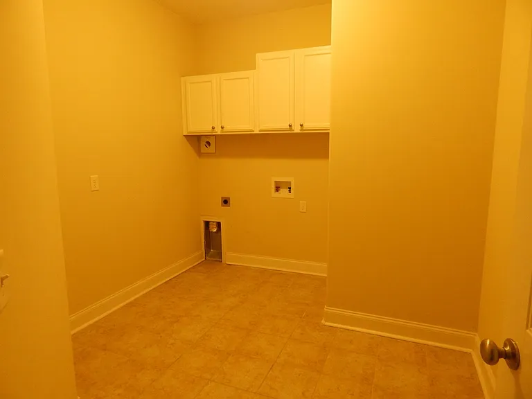 612 Wyndham Way — Photo 12